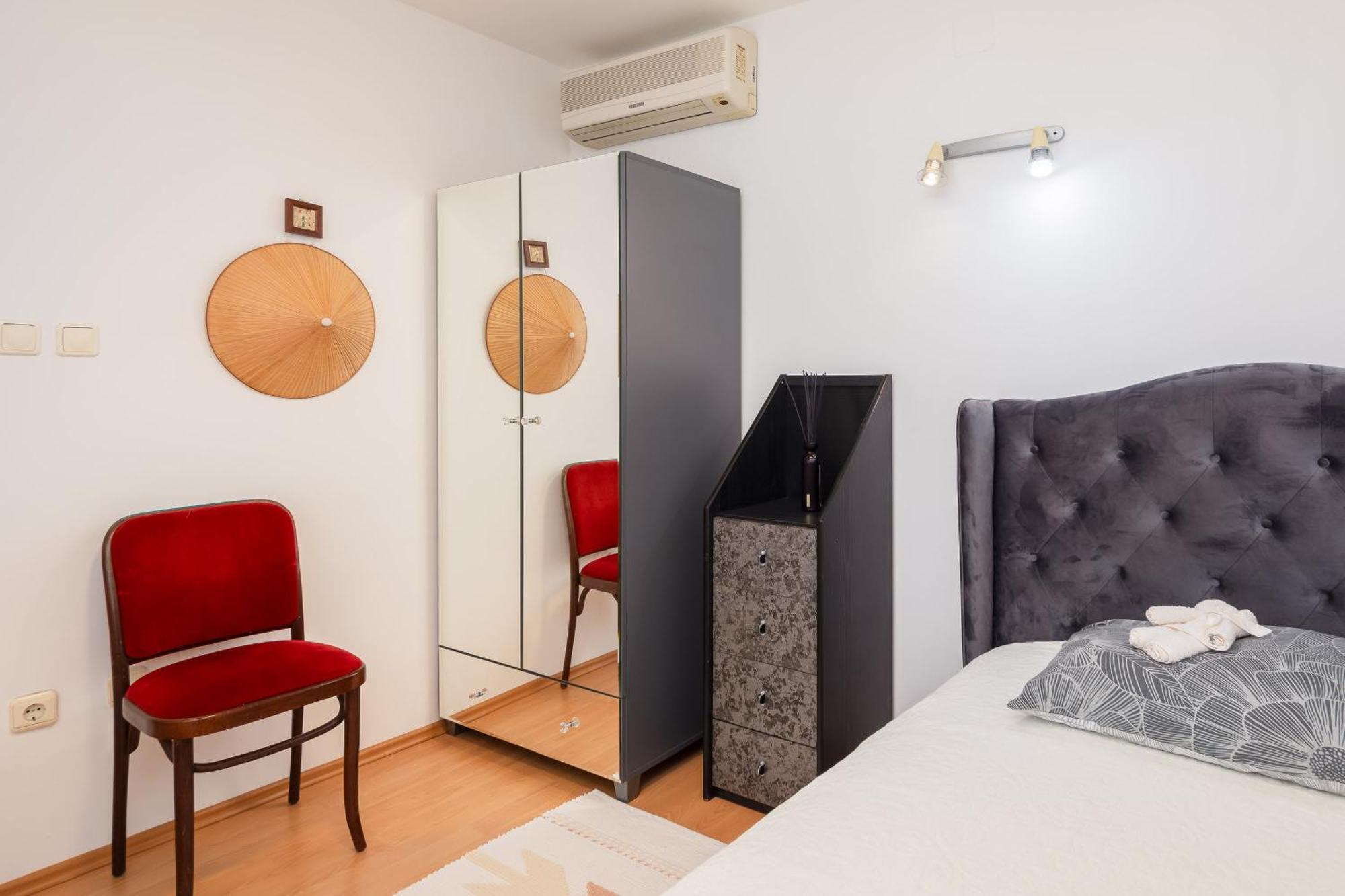 Apartman Galatea - Town Centre With Free Parking