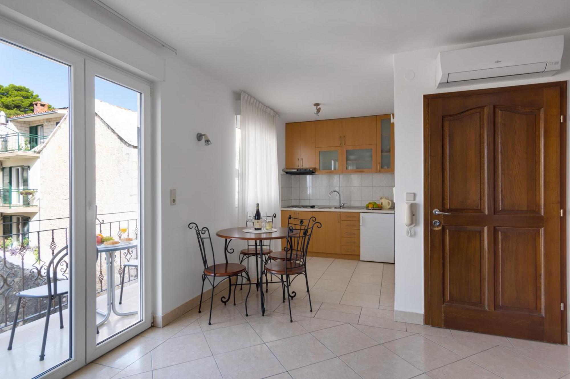 Apartment Galatea - Town Centre With Free Parking *